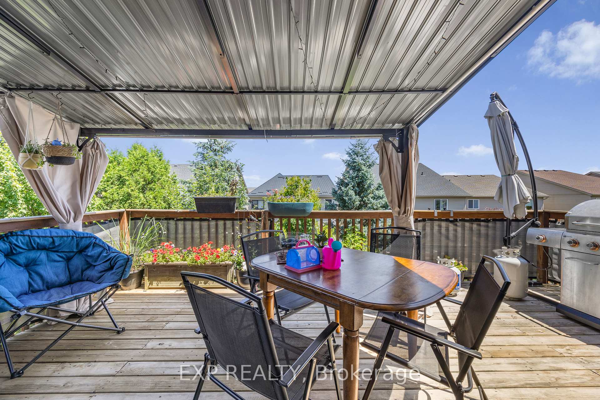Photo 32 of 620 Montpellier Drive, Waterloo — HOMEH