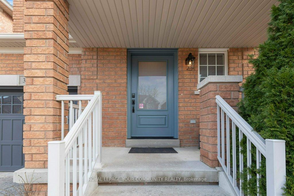 Photo 5 of 39 Boticelli Way, Vaughan, Vellore Village — HOMEH