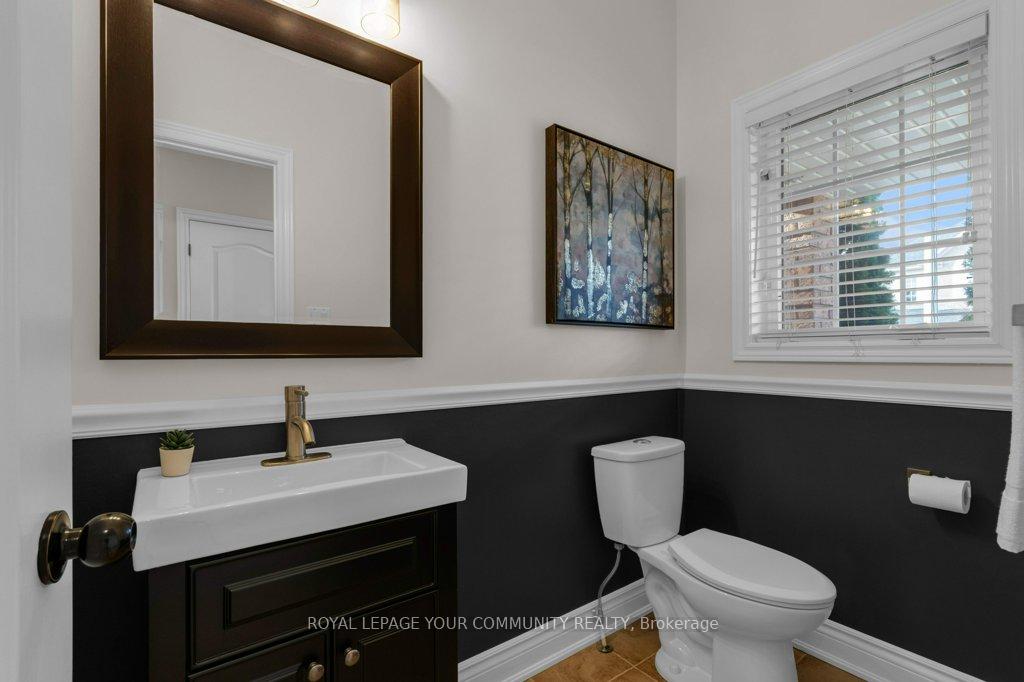 Photo 8 of 39 Boticelli Way, Vaughan, Vellore Village — HOMEH