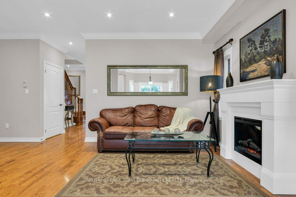 Photo 12 of 39 Boticelli Way, Vaughan, Vellore Village — HOMEH
