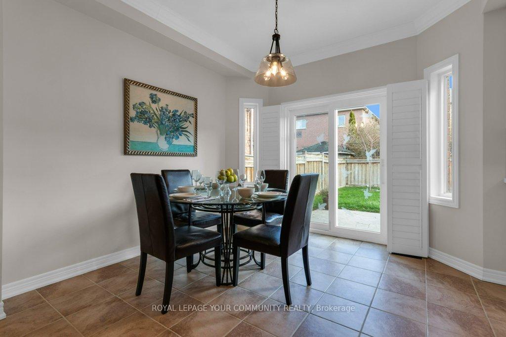 Photo 13 of 39 Boticelli Way, Vaughan, Vellore Village — HOMEH