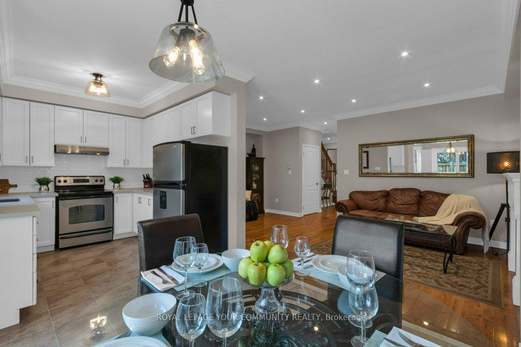 Photo 17 of 39 Boticelli Way, Vaughan, Vellore Village — HOMEH