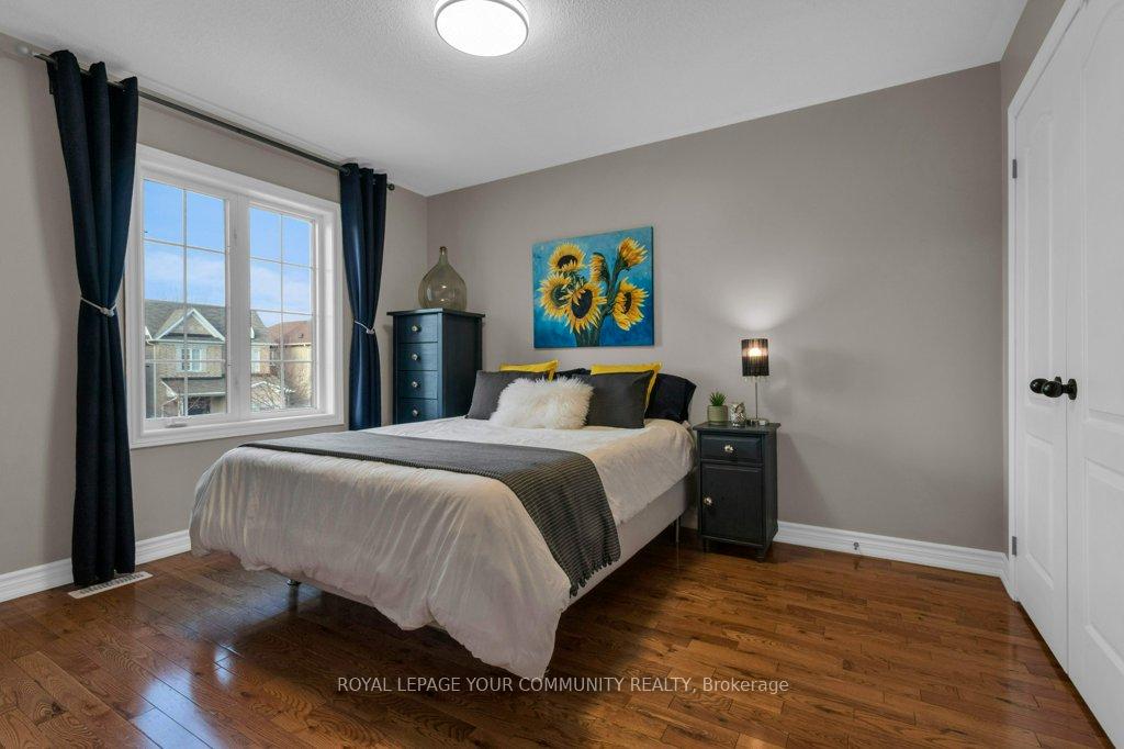 Photo 26 of 39 Boticelli Way, Vaughan, Vellore Village — HOMEH