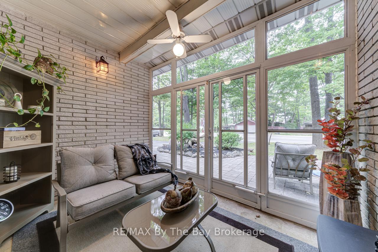 Photo 2 of 1819 River Road W, Wasaga Beach — HOMEH