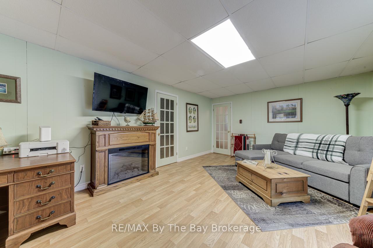 Photo 6 of 1819 River Road W, Wasaga Beach — HOMEH