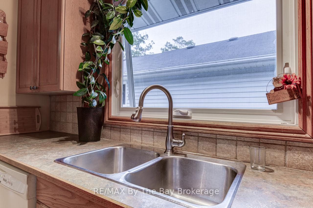 Photo 17 of 1819 River Road W, Wasaga Beach — HOMEH