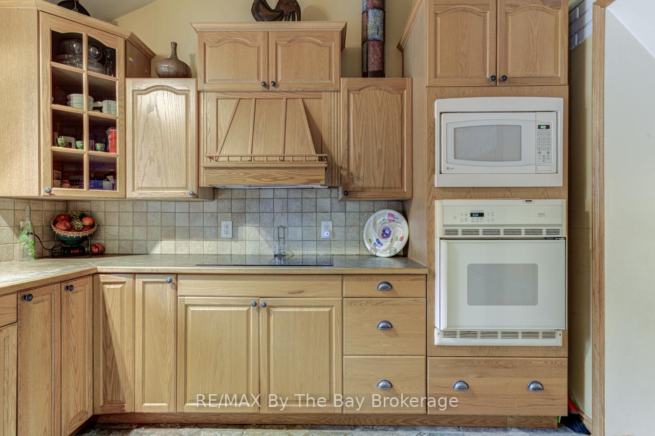 Photo 19 of 1819 River Road W, Wasaga Beach — HOMEH