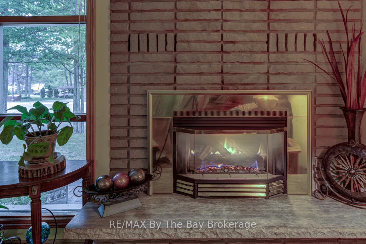 Photo 20 of 1819 River Road W, Wasaga Beach — HOMEH
