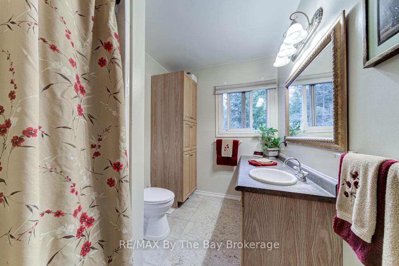 Photo 24 of 1819 River Road W, Wasaga Beach — HOMEH
