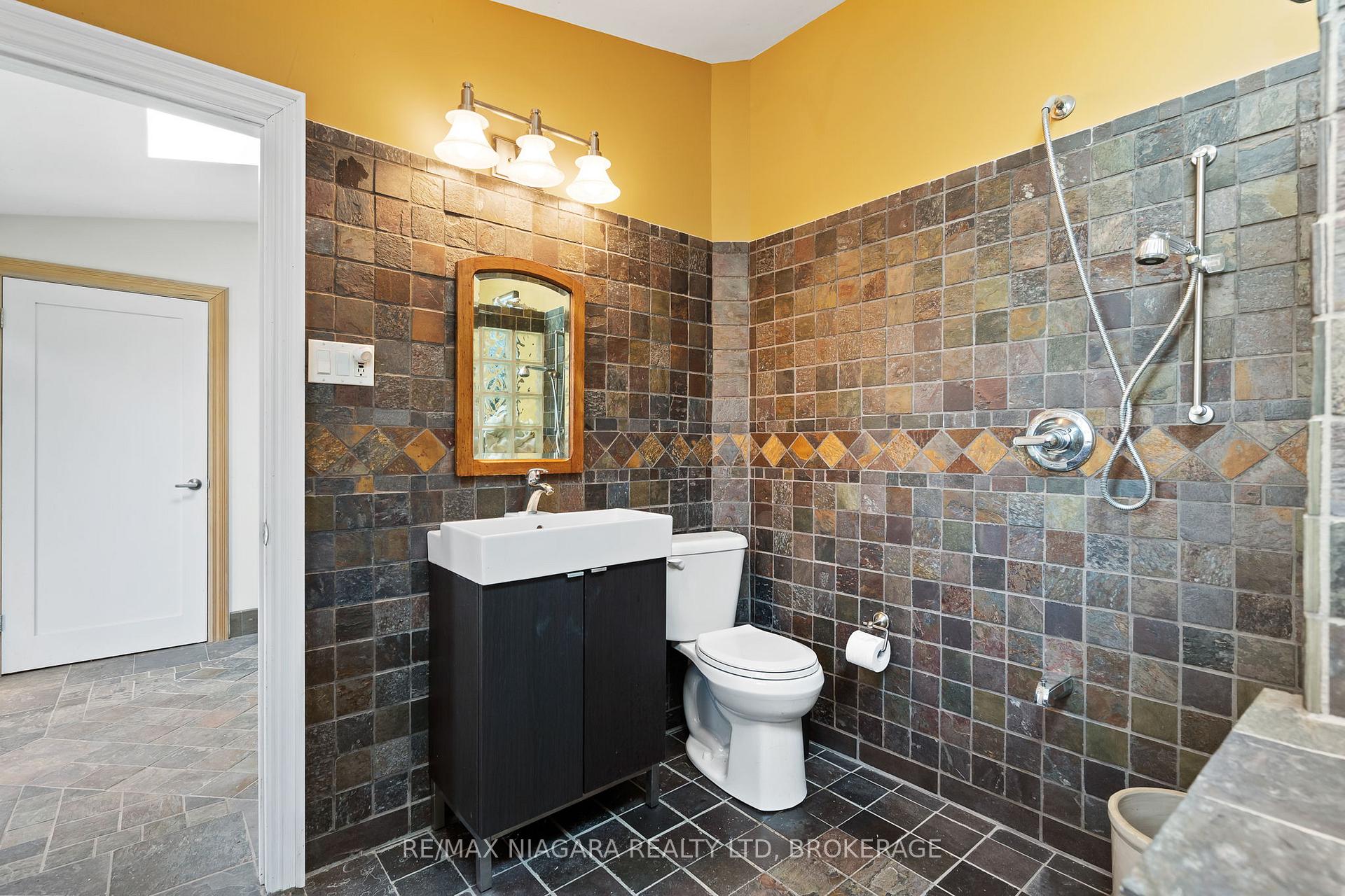 Photo 16 of 11825 Lakeshore Road, Wainfleet, Lakeshore — HOMEH