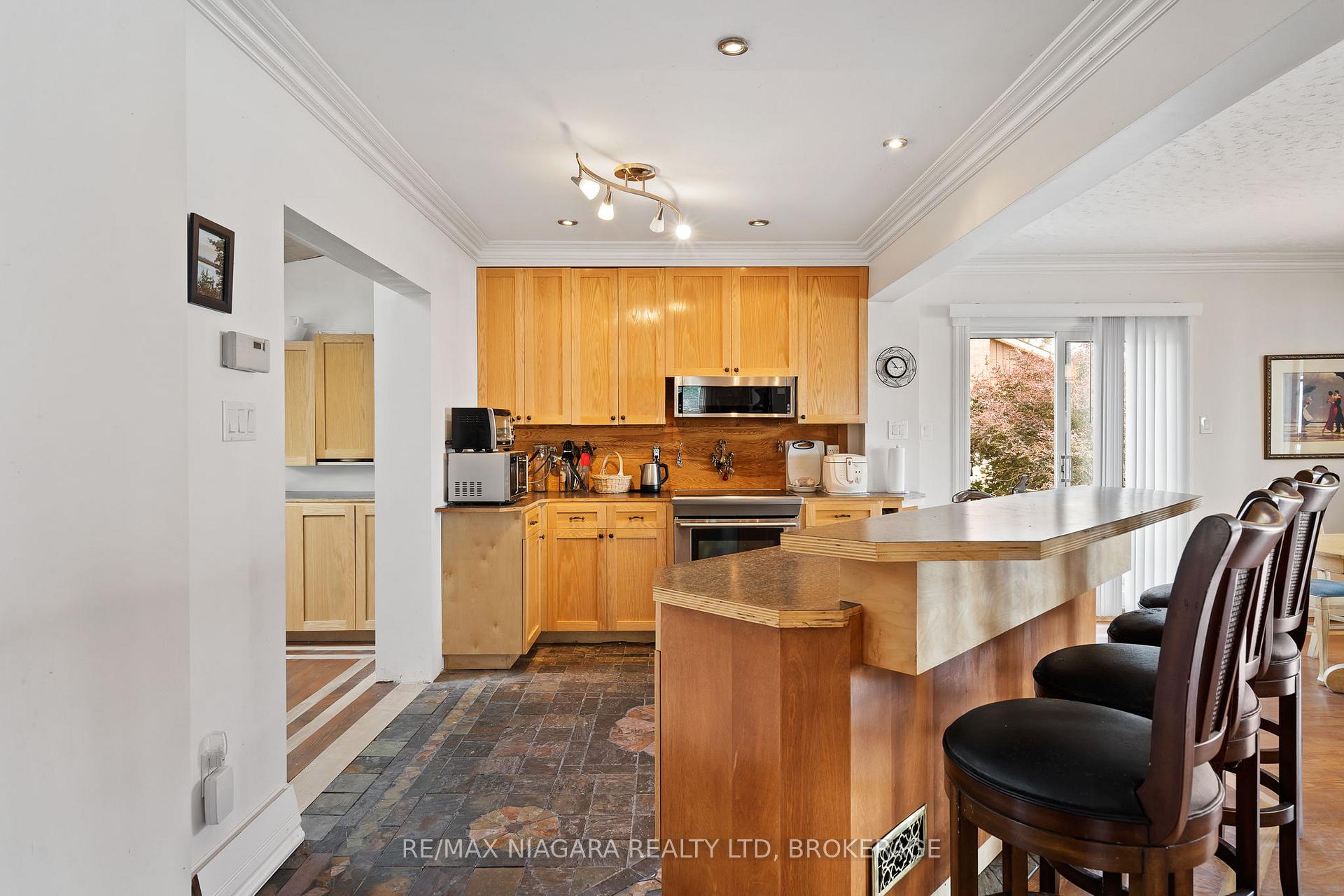 Photo 20 of 11825 Lakeshore Road, Wainfleet, Lakeshore — HOMEH