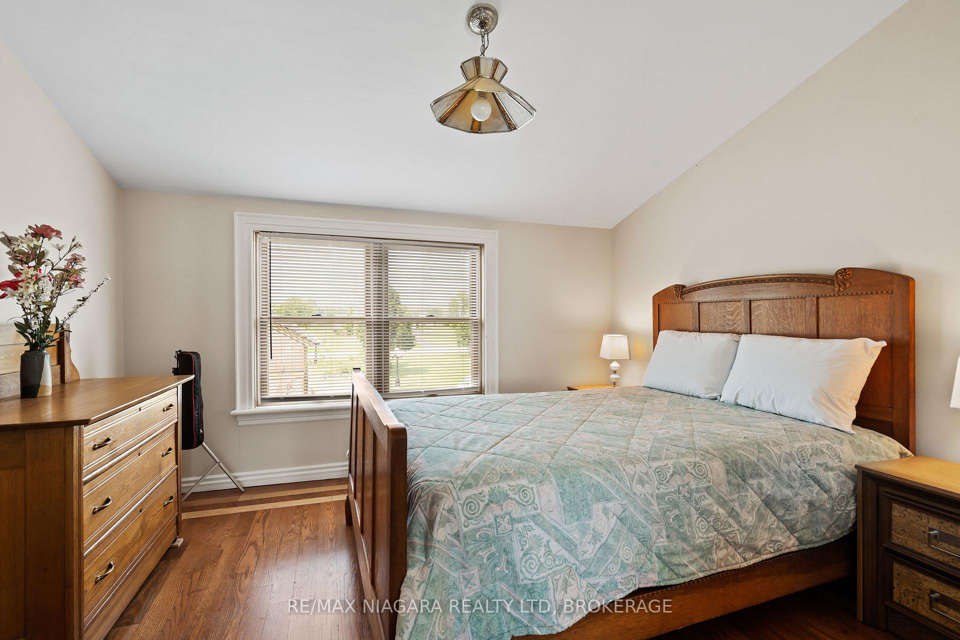 Photo 35 of 11825 Lakeshore Road, Wainfleet, Lakeshore — HOMEH