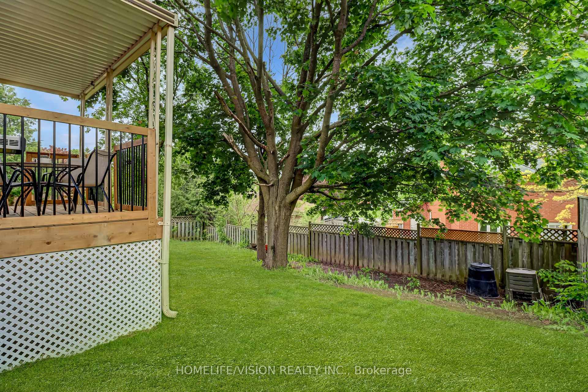 Photo 11 of 66 Munro Crescent, Uxbridge — HOMEH