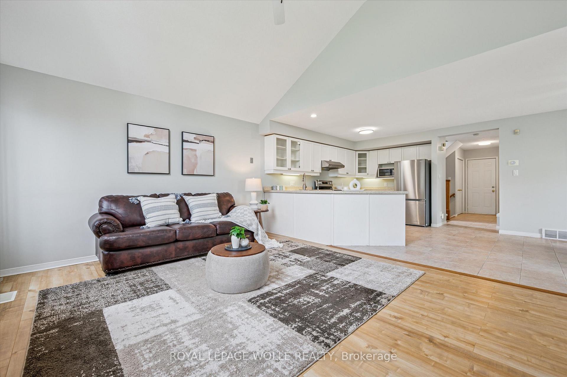 Photo 7 of 383 Beaver Creek Road, Waterloo — HOMEH