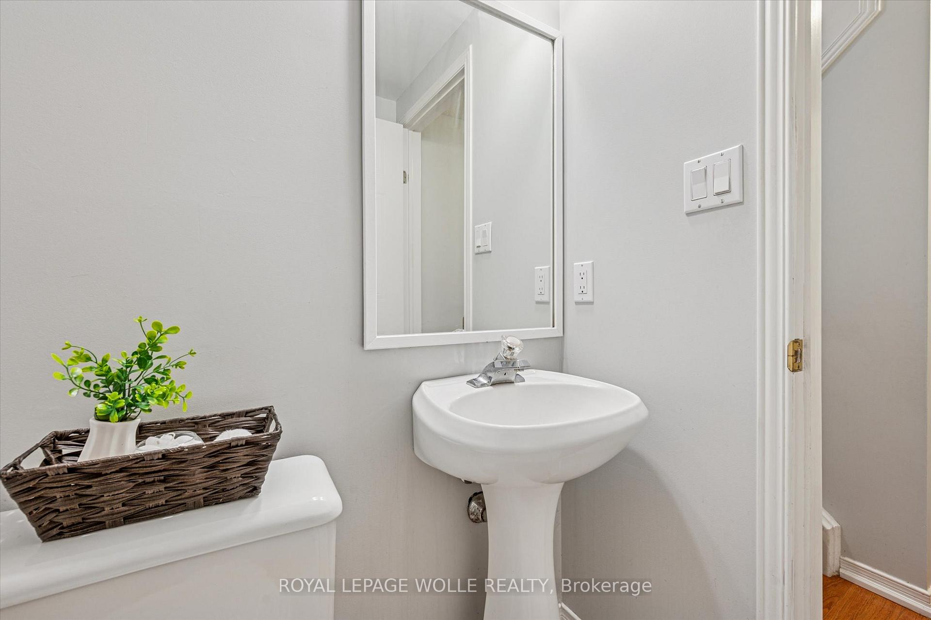 Photo 13 of 383 Beaver Creek Road, Waterloo — HOMEH