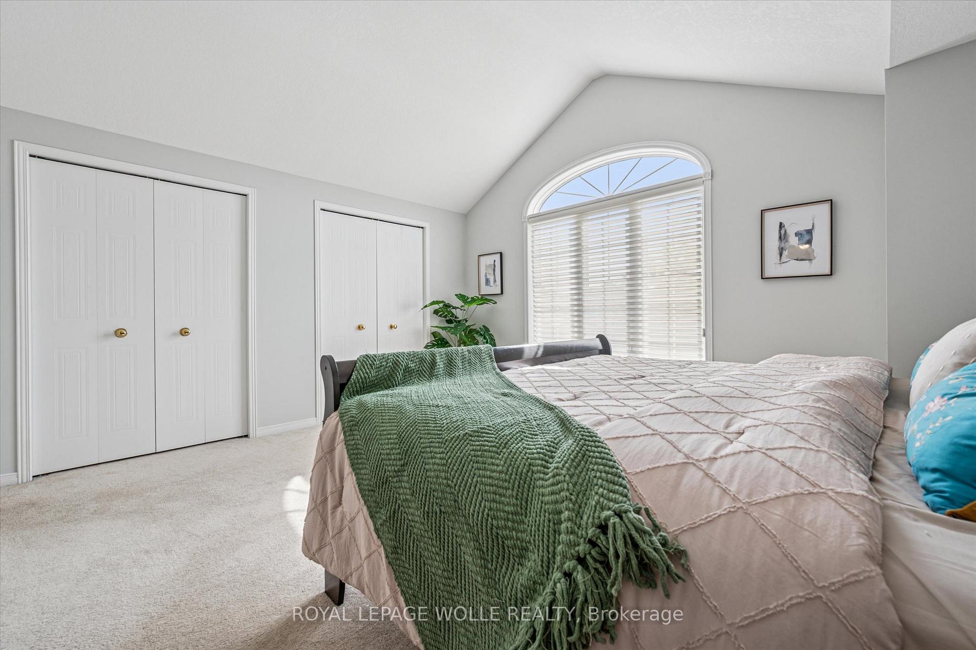 Photo 20 of 383 Beaver Creek Road, Waterloo — HOMEH
