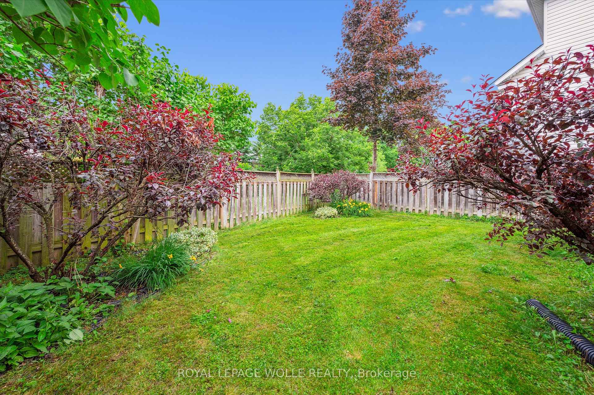 Photo 26 of 383 Beaver Creek Road, Waterloo — HOMEH