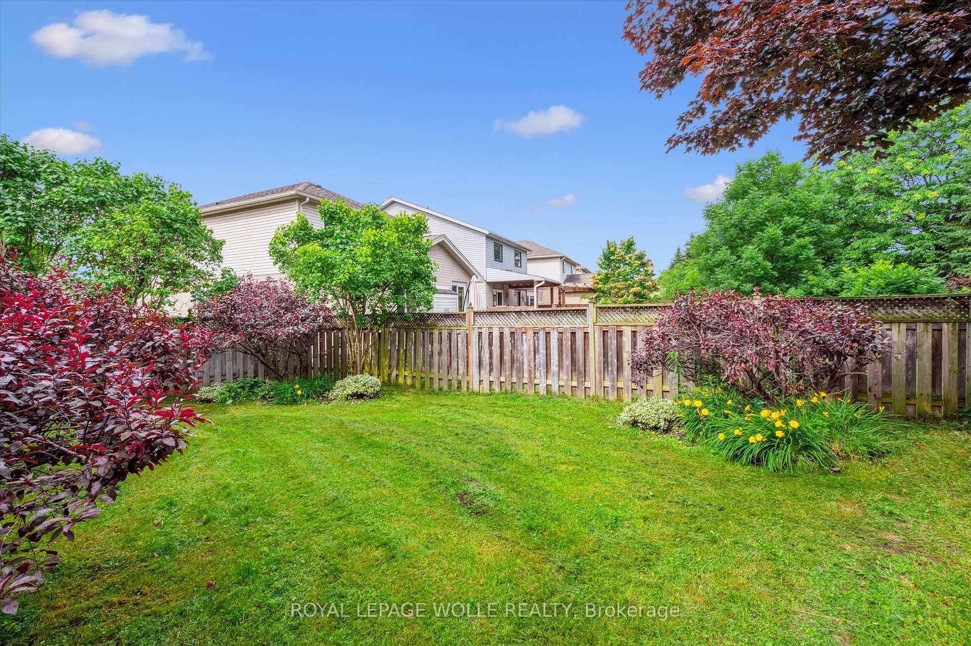 Photo 27 of 383 Beaver Creek Road, Waterloo — HOMEH