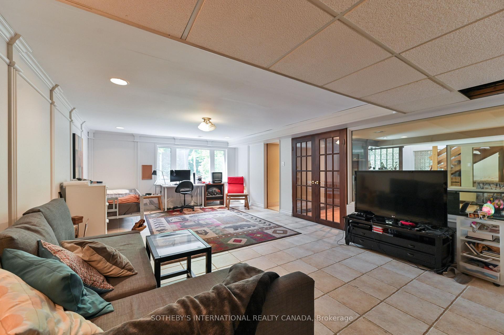 Photo 19 of 130 Monsheen Drive, Vaughan, East Woodbridge — HOMEH