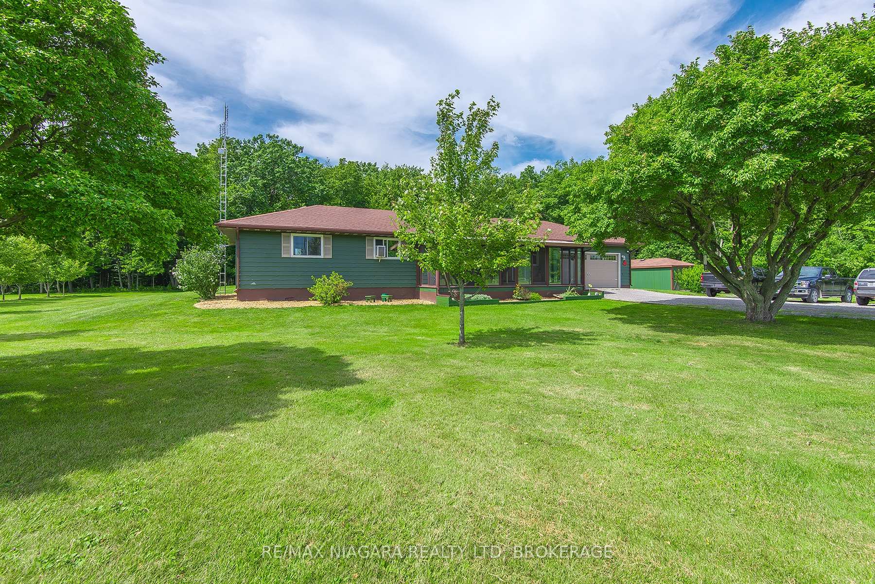 Photo 3 of 12264 Brawn Road, Wainfleet, Lakeshore — HOMEH