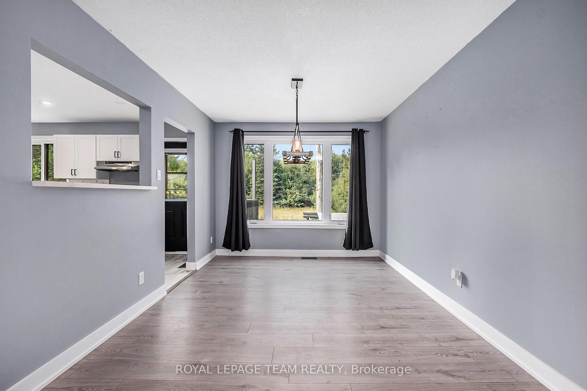 Photo 4 of 2466 Ashton Station Road, Beckwith, Beckwith Twp — HOMEH