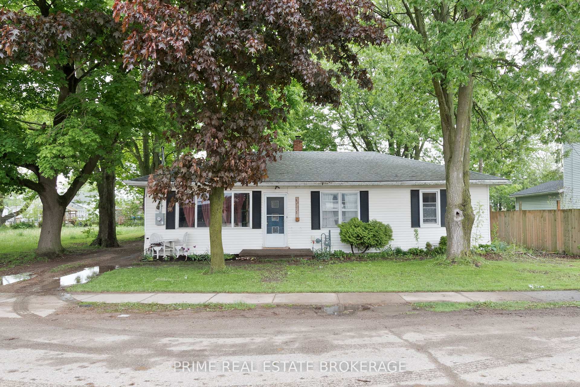 Photo 1 of 1171 Jane Street, West Elgin, West Lorne — HOMEH