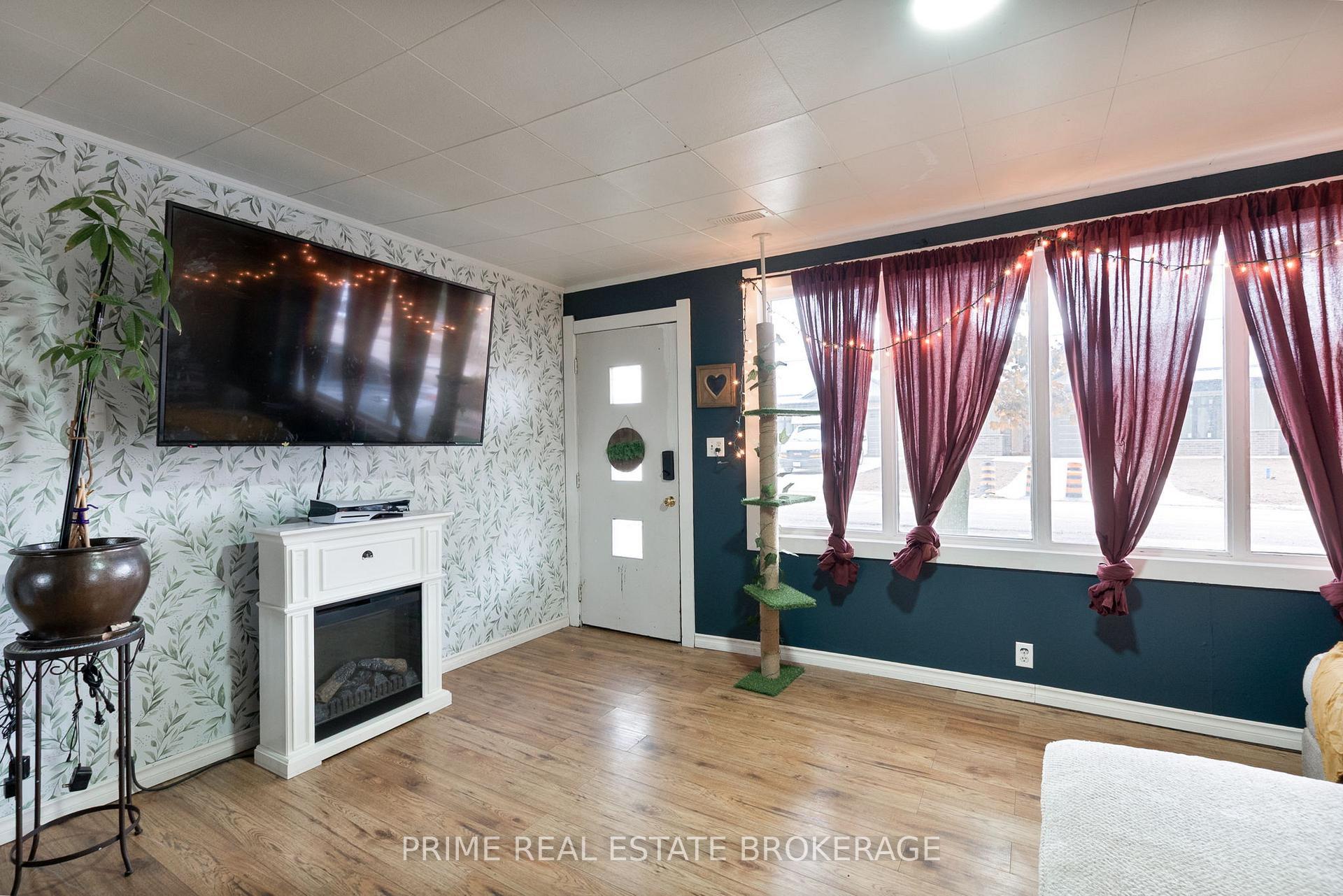 Photo 3 of 1171 Jane Street, West Elgin, West Lorne — HOMEH