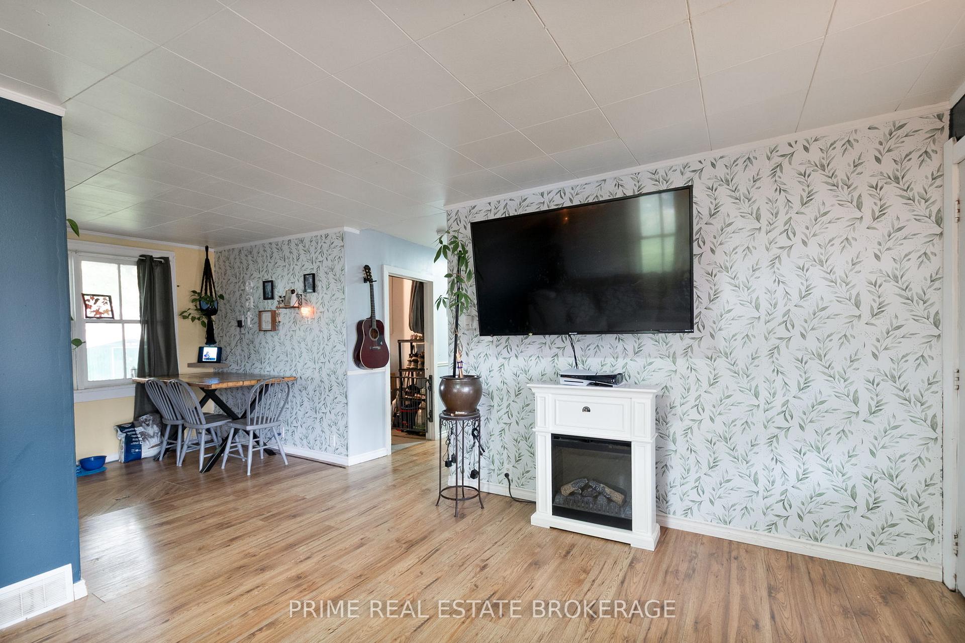 Photo 7 of 1171 Jane Street, West Elgin, West Lorne — HOMEH