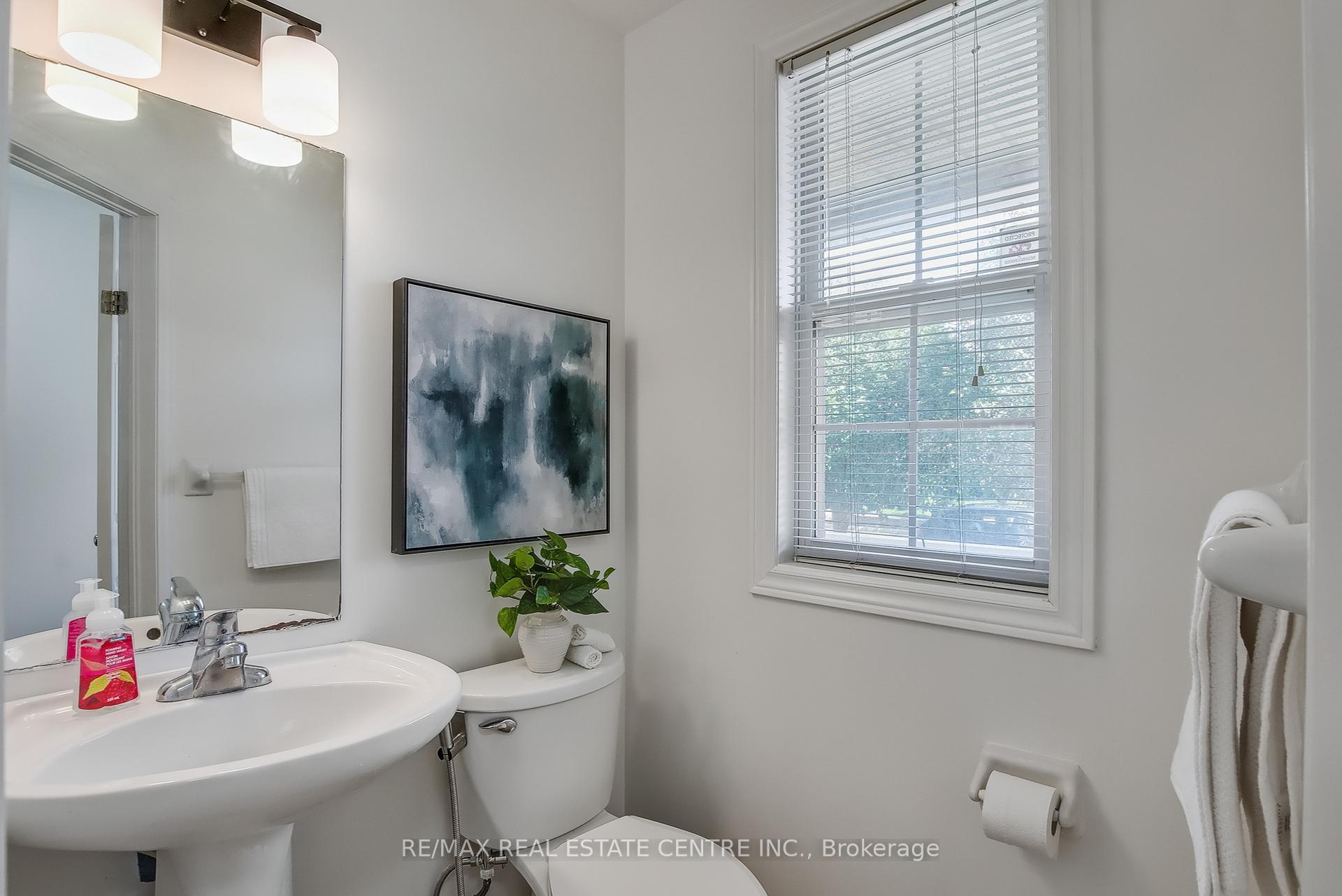 Photo 15 of 606 Brandenburg Boulevard, Waterloo, Clair Hills — HOMEH