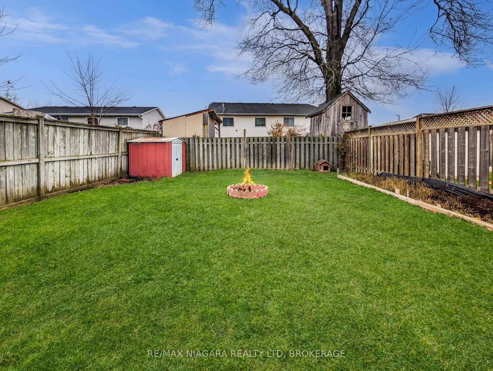 Photo 37 of 100 Terrace Avenue, Welland, Broadway — HOMEH