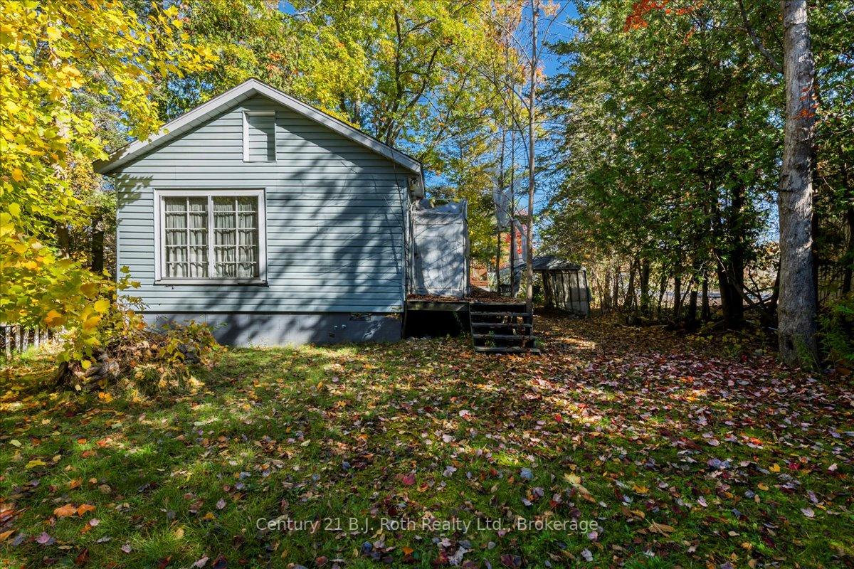 Photo 9 of 152 Beck Street, Wasaga Beach — HOMEH