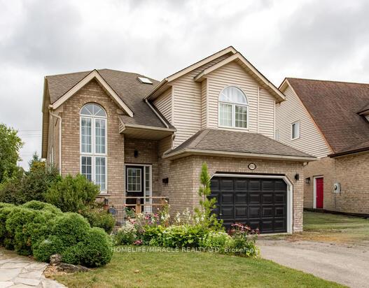 Photo 2 of 550 Penny Lane, Waterloo — HOMEH