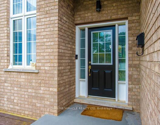 Photo 3 of 550 Penny Lane, Waterloo — HOMEH