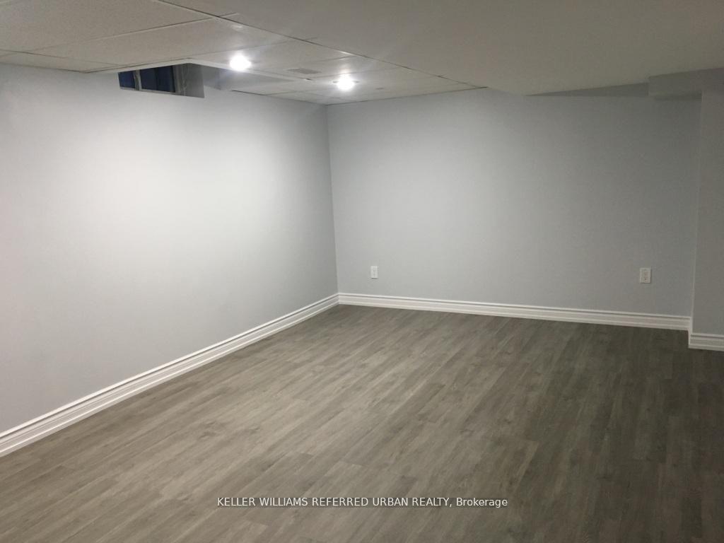 Photo 4 of Unit Lower, 27 Claudia Avenue, Vaughan, West Woodbridge — HOMEH