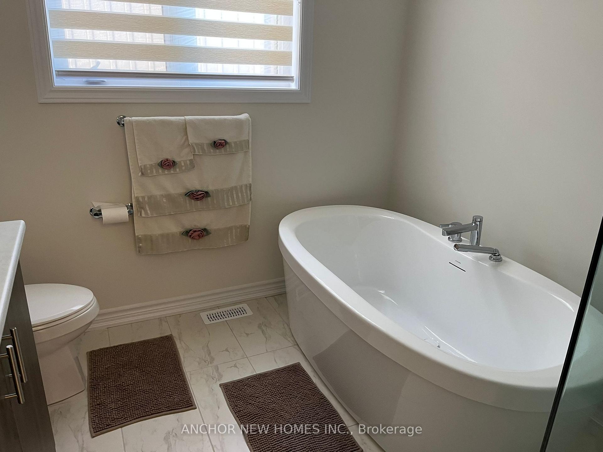 Photo 17 of 26 Beatrice Drive, Wasaga Beach — HOMEH