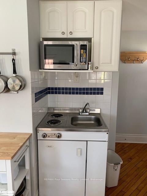 Photo 8 of 1055 Mosley Street, Wasaga Beach — HOMEH