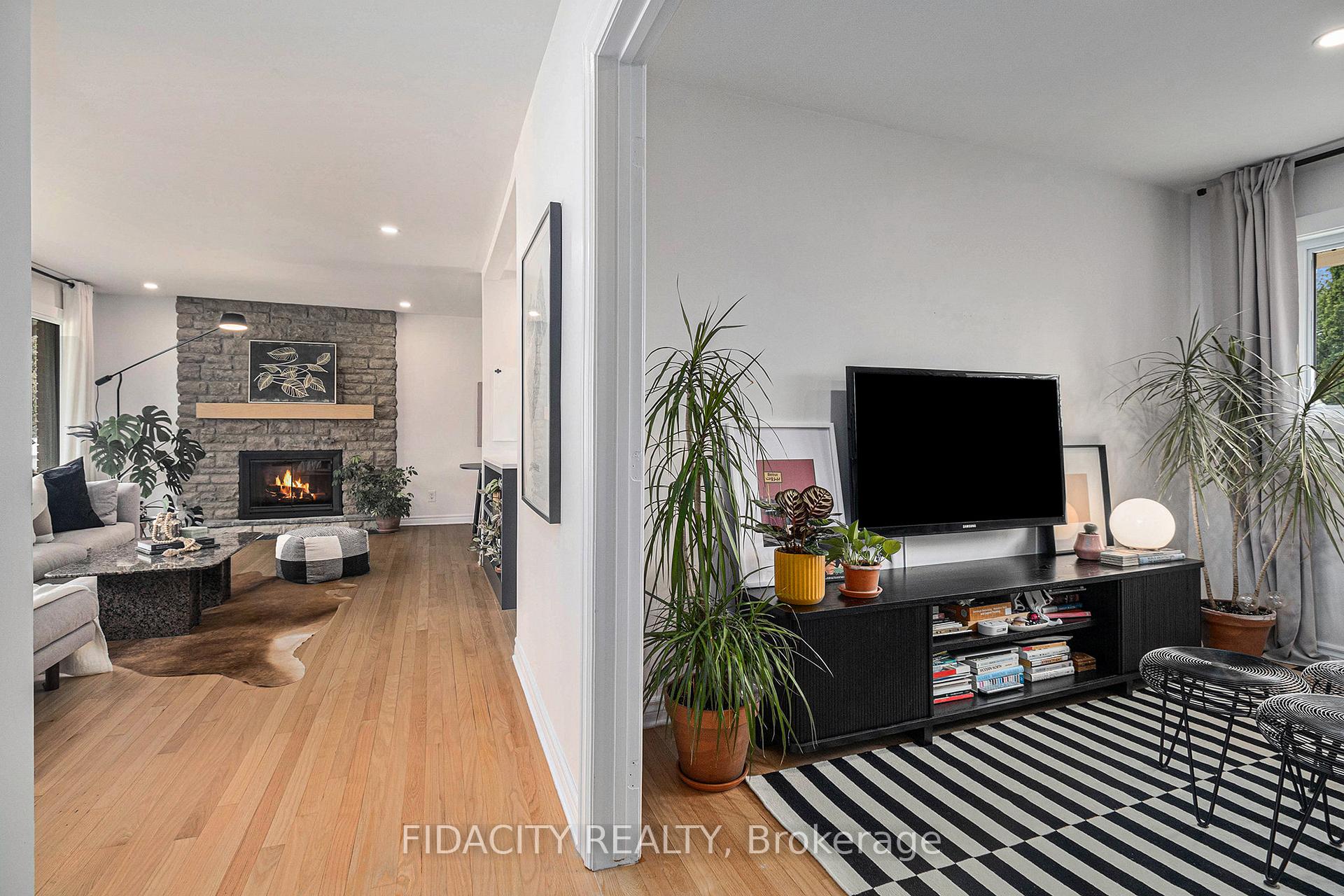 Photo 14 of 26 Stinson Avenue, Ottawa, Lynwood Village — HOMEH