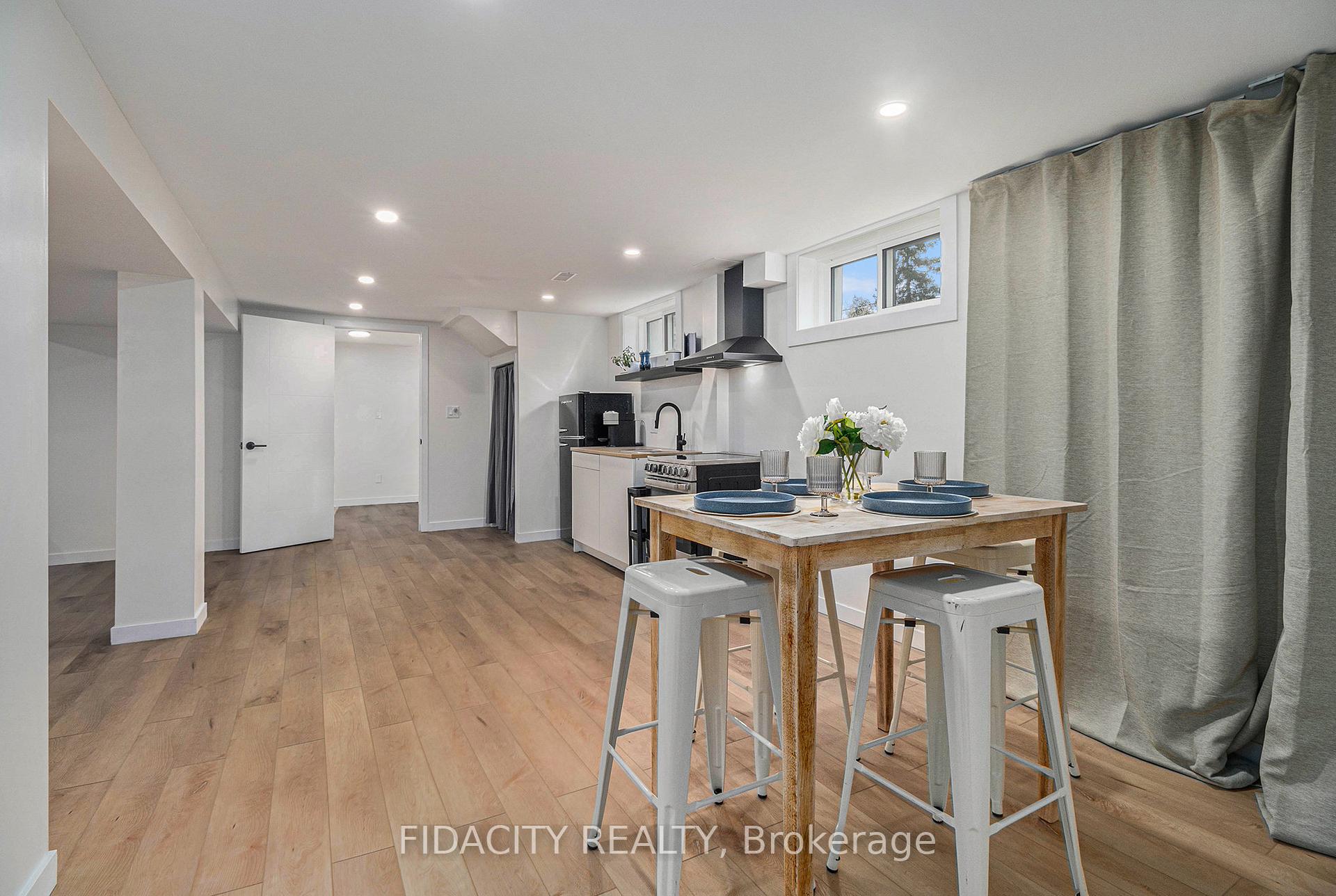 Photo 22 of 26 Stinson Avenue, Ottawa, Lynwood Village — HOMEH