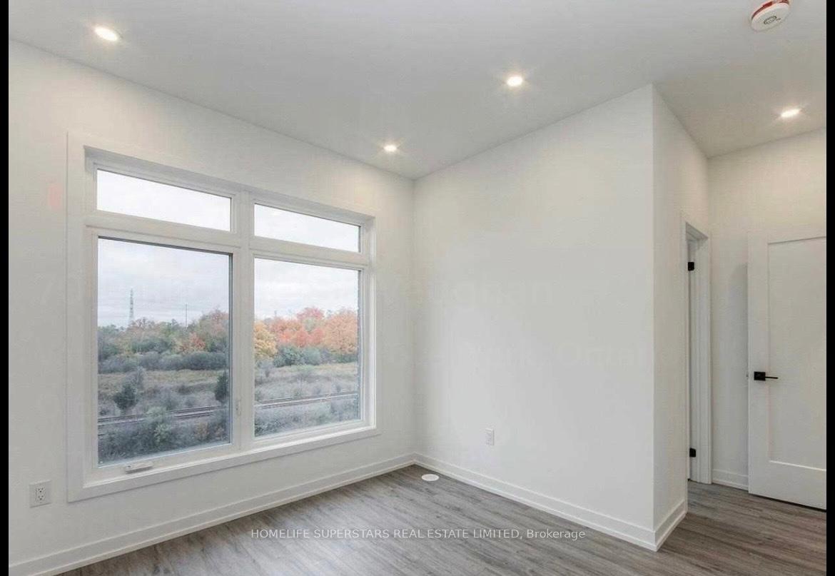 Photo 7 of 70 Dalhousie Street, Vaughan, Vaughan Grove — HOMEH