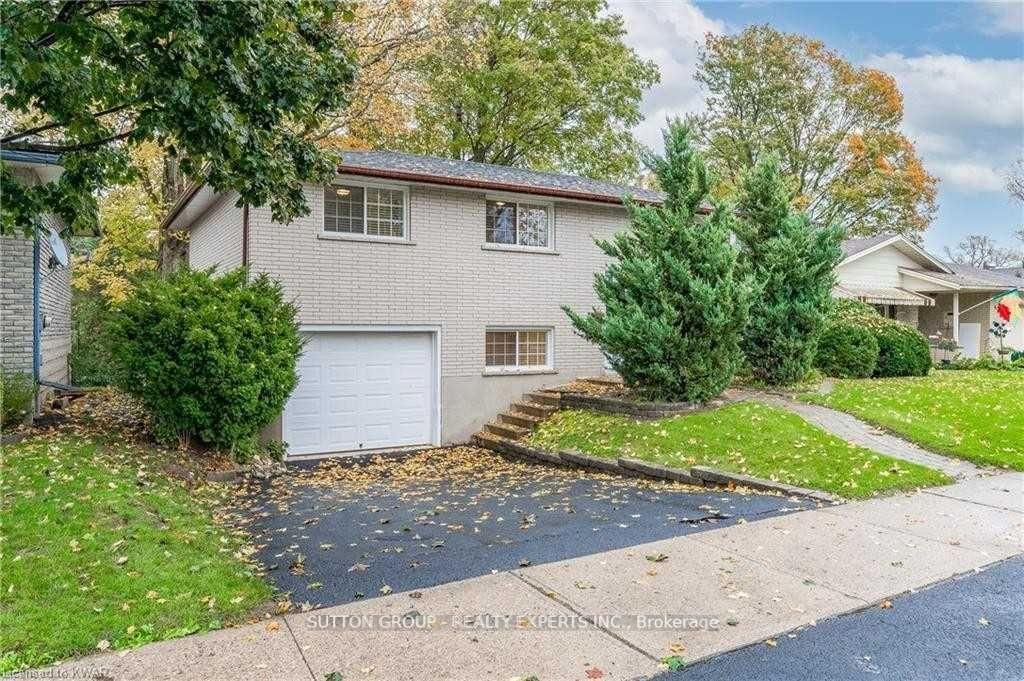 Front of Unit Bsmnt, 604 Glen Forrest Boulevard
