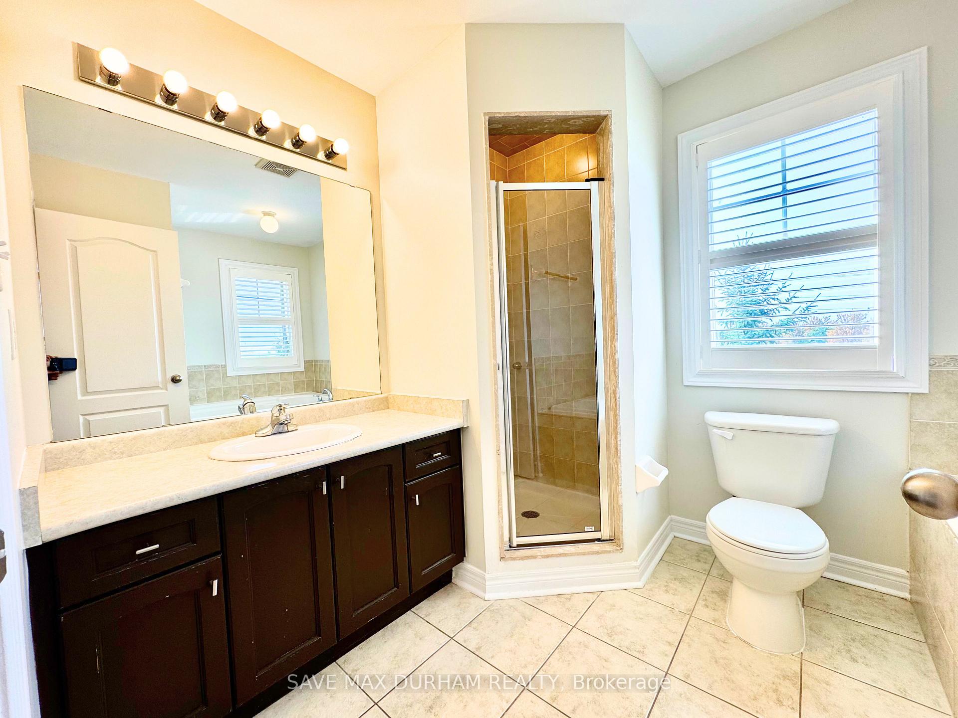 Photo 33 of 18 Silverwood Circle, Ajax, Central East — HOMEH