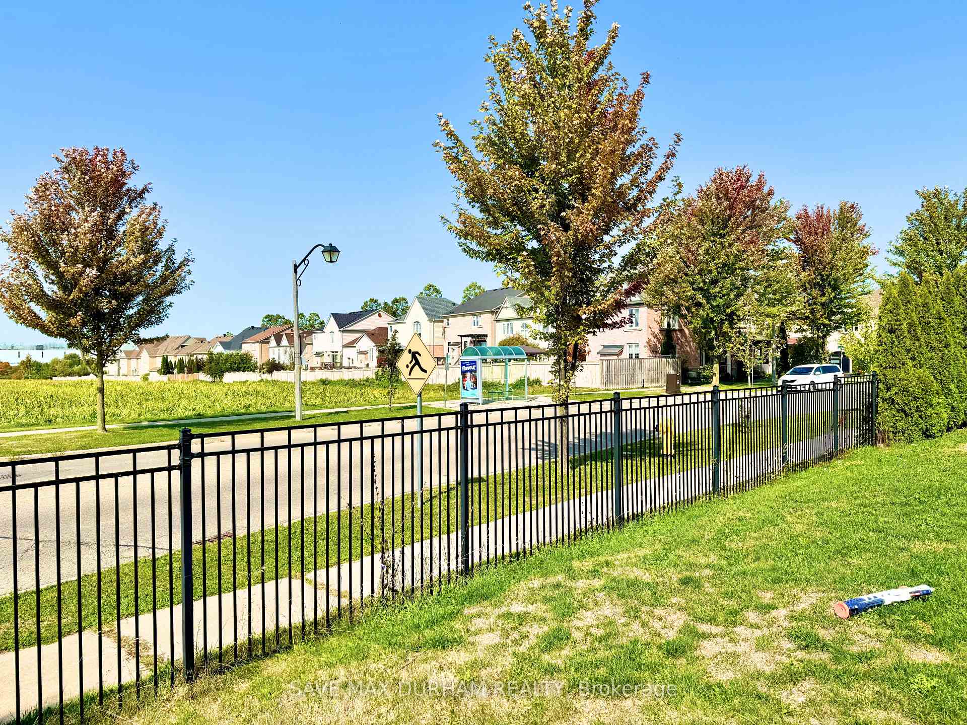 Photo 35 of 18 Silverwood Circle, Ajax, Central East — HOMEH