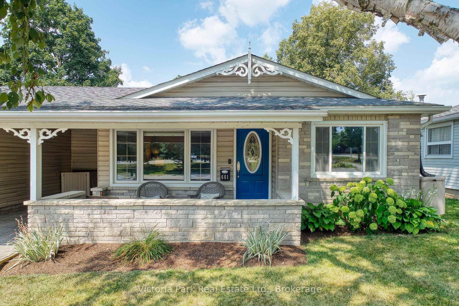 Photo 1 of 661 Glen Forrest Boulevard, Waterloo, Lakeshore Village — HOMEH