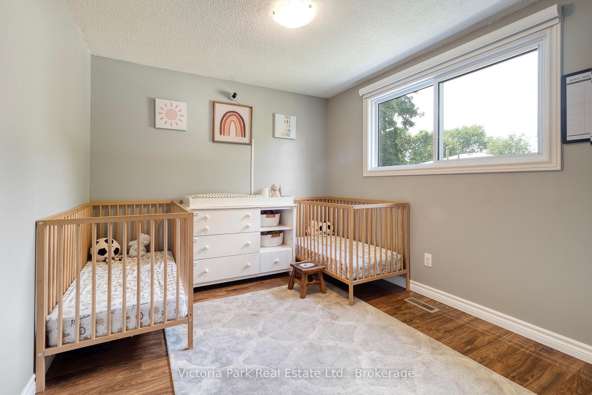 Photo 27 of 661 Glen Forrest Boulevard, Waterloo, Lakeshore Village — HOMEH