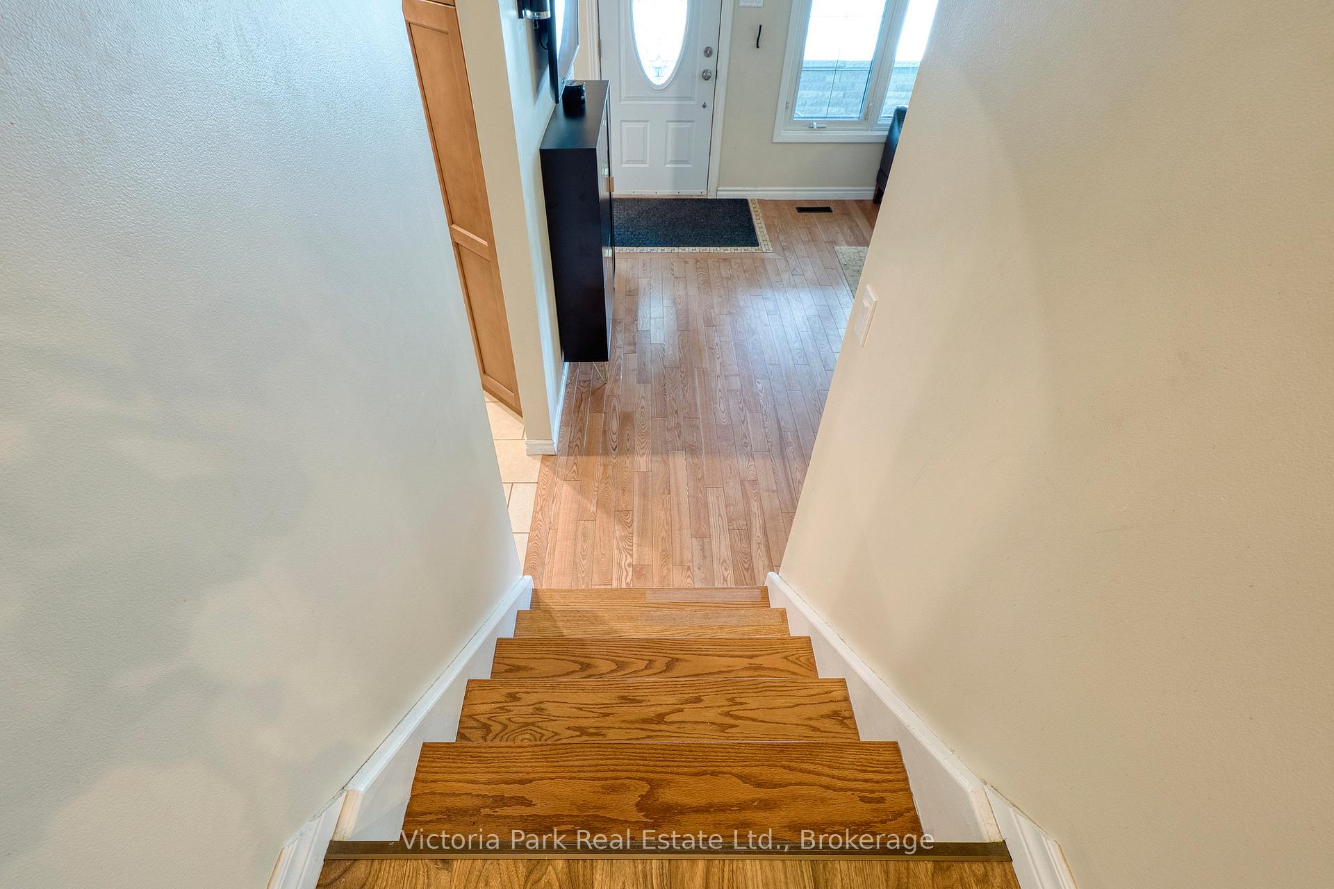 Photo 30 of 661 Glen Forrest Boulevard, Waterloo, Lakeshore Village — HOMEH