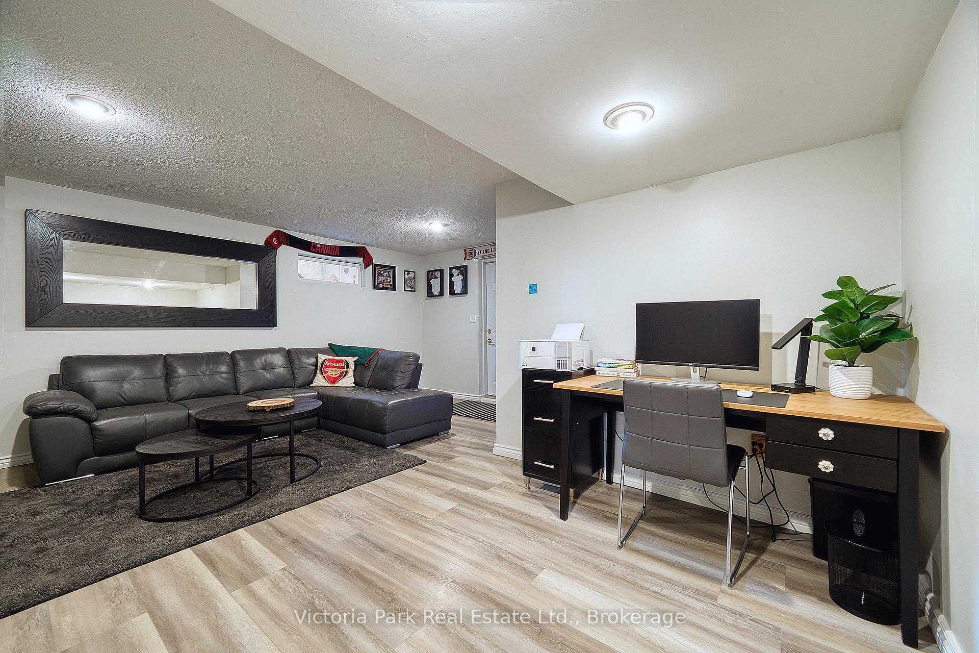 Photo 32 of 661 Glen Forrest Boulevard, Waterloo, Lakeshore Village — HOMEH