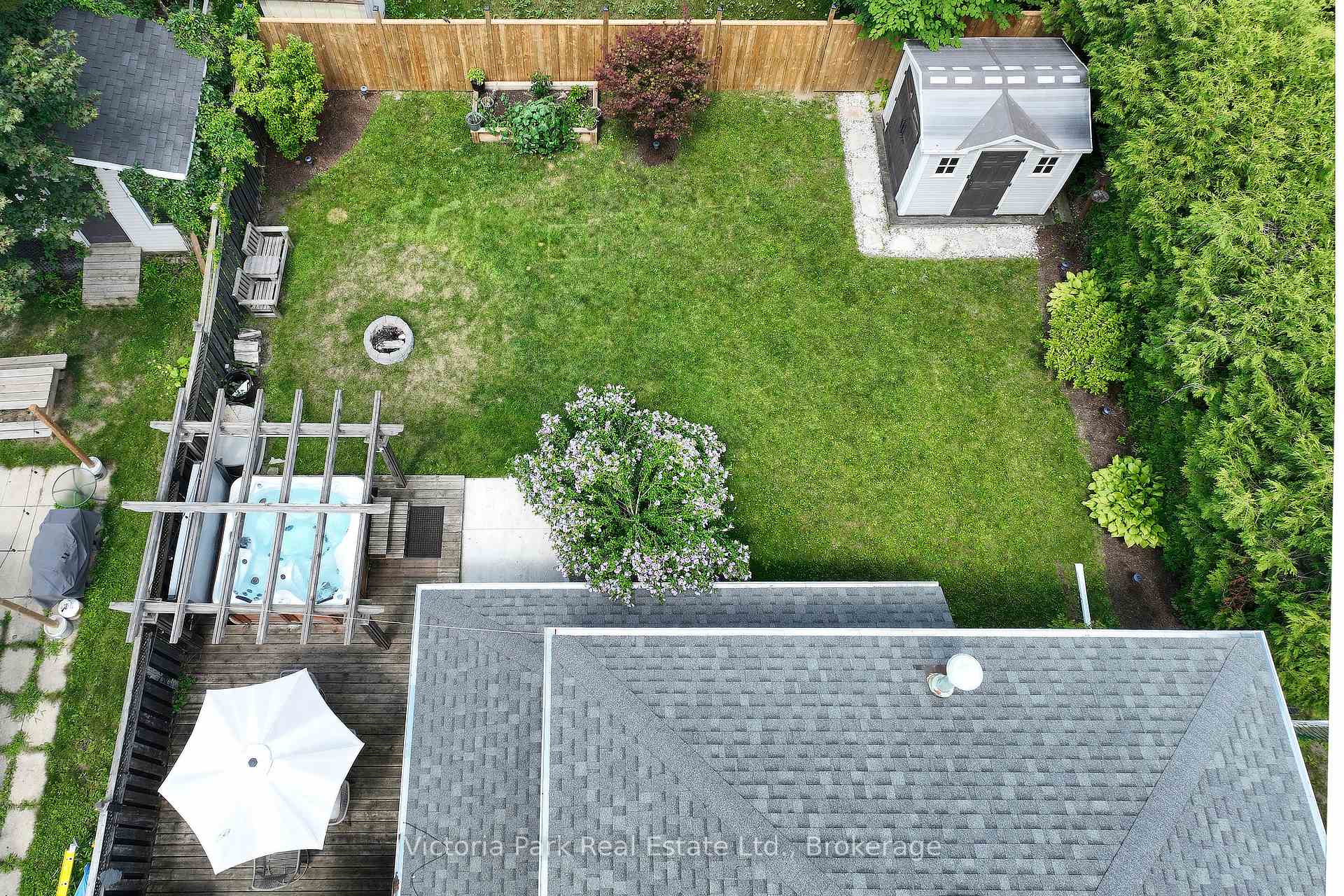 Photo 41 of 661 Glen Forrest Boulevard, Waterloo, Lakeshore Village — HOMEH