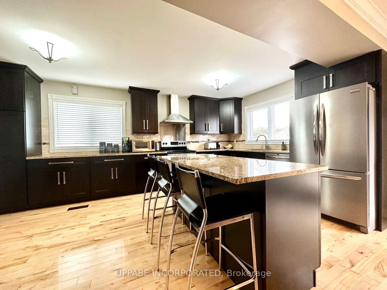 Photo 7 of 3776 Autumnwood Street, Ottawa, Emerald Woods/Sawmill Creek — HOMEH