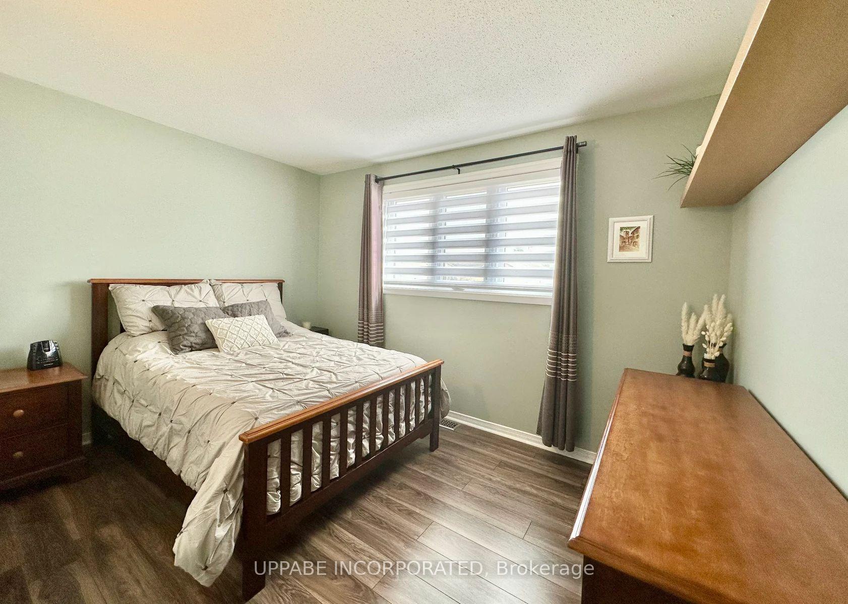 Photo 6 of 3776 Autumnwood Street, Ottawa, Emerald Woods/Sawmill Creek — HOMEH