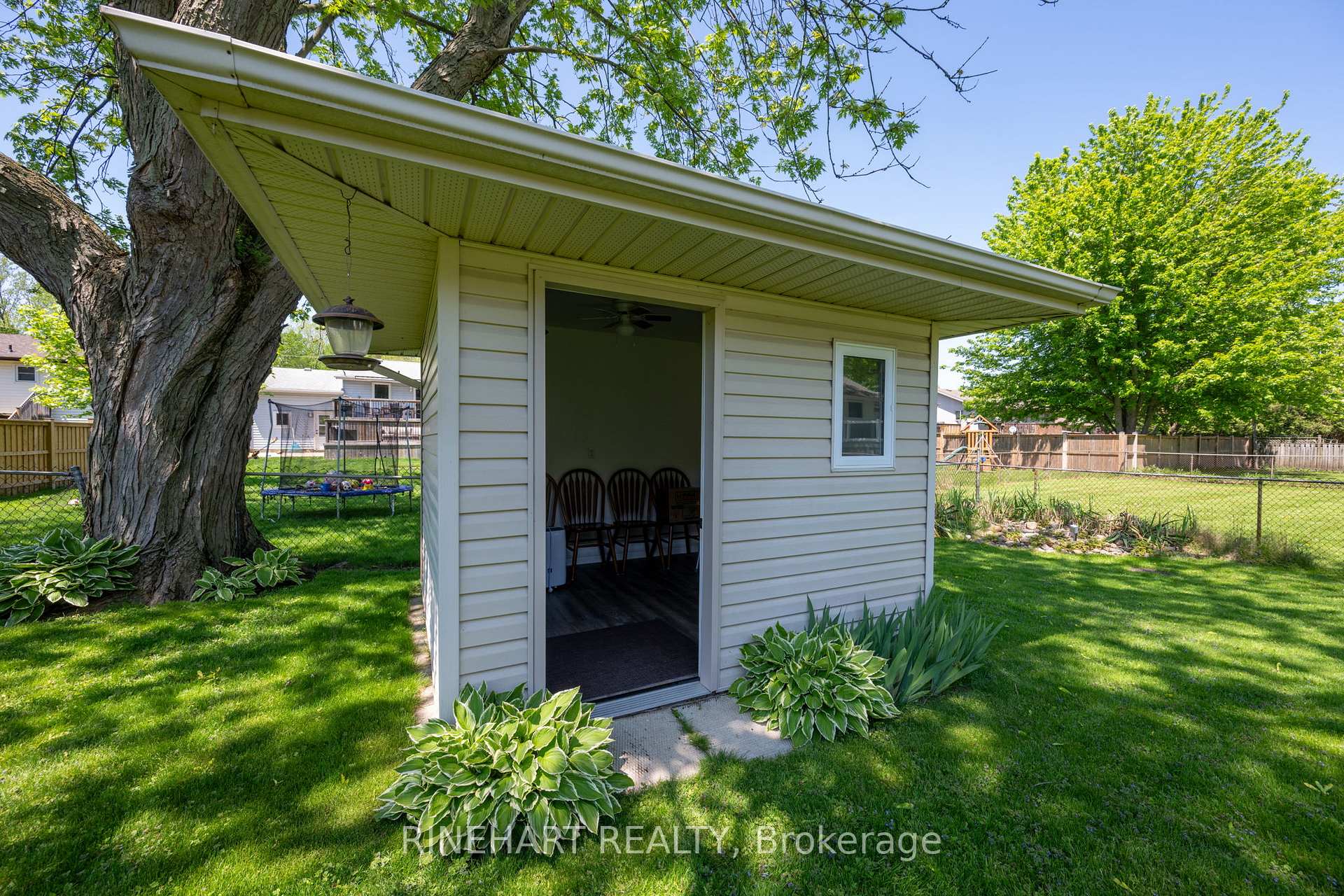 Photo 10 of 221A Main Street, West Elgin, West Lorne — HOMEH